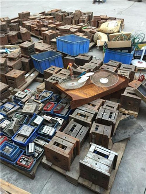 废模具回收
